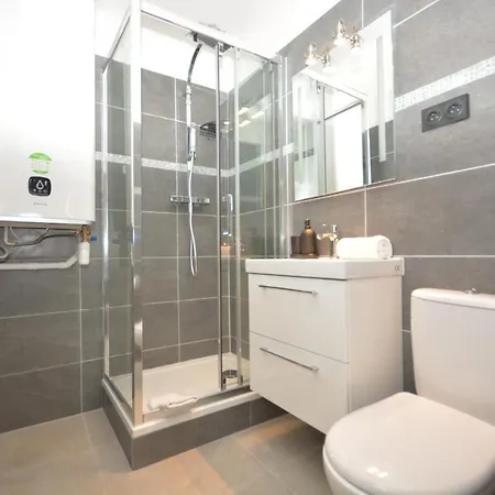1 Bedroom Rdc - Sacre Coeur Paris